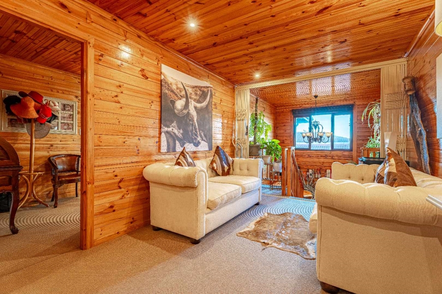 5 Bedroom Property for Sale in Yzerfontein Western Cape